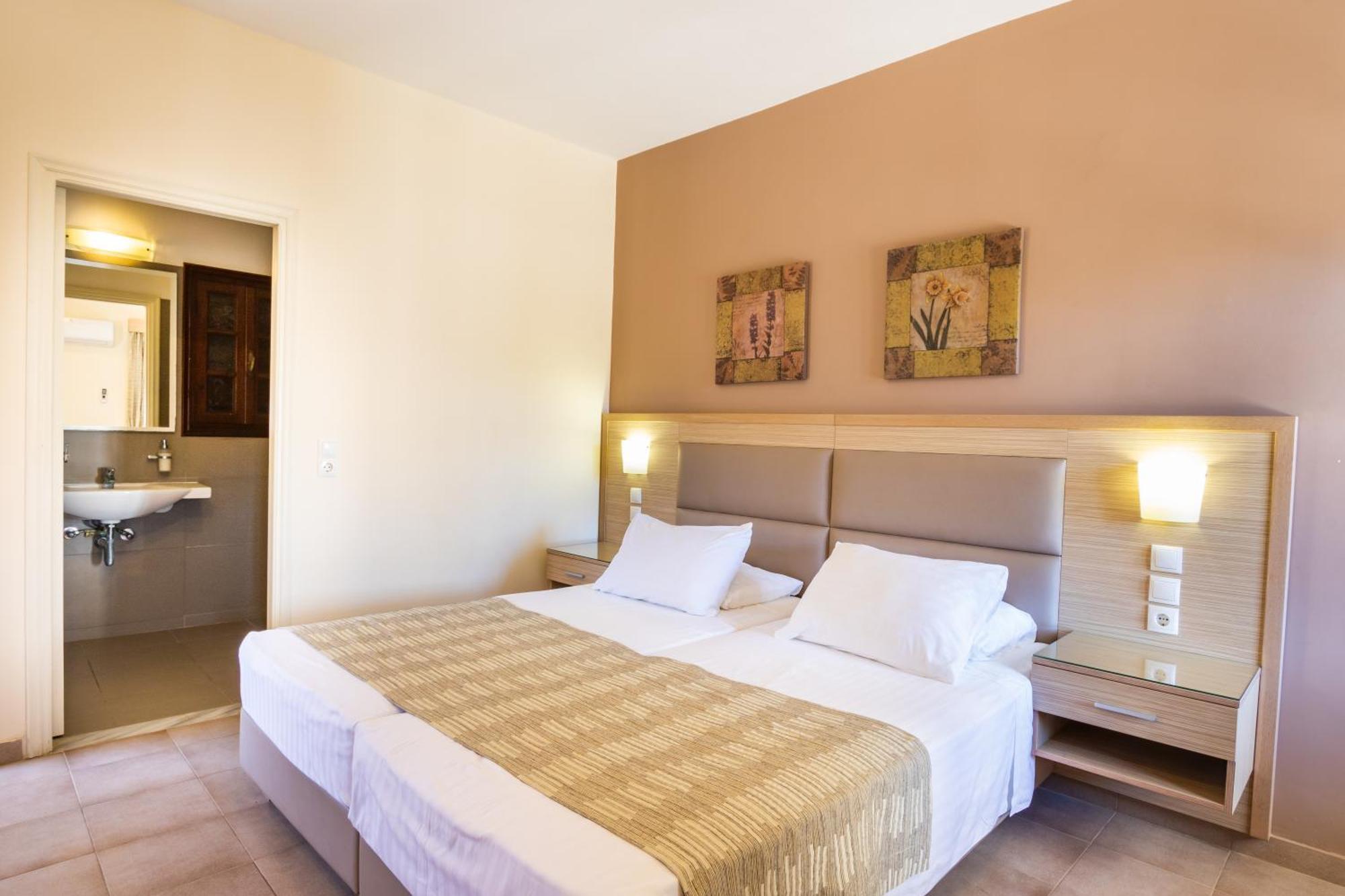 Aphrodite Luxury Studios & Apartments Karpathos Exterior foto
